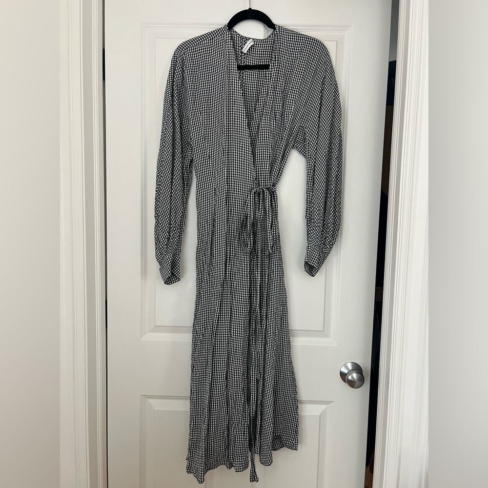 Scanlan Theodore size SM checked wrap dress. Beauti shape, barely worn.